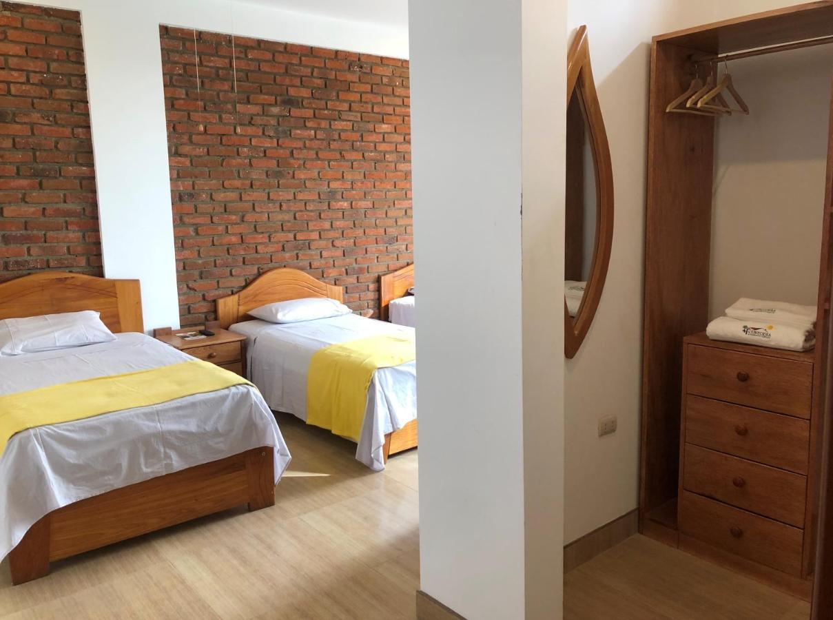 Alojamiento Familiar Custodia Tarapoto Eksteriør bilde